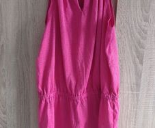 Calvin Klein pink top size fits Xs and s never worn