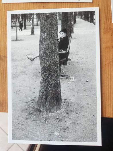 Postcards Black And White X 17 In Presentation Box.  All In Very Good Condition.