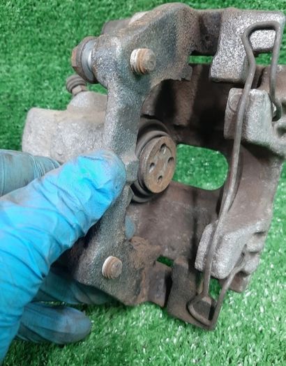 Mini Cooper Rear Brake caliper