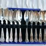 Vintage 12 Silver-Plated Teaspoons in blue presentation Original Case Image 2