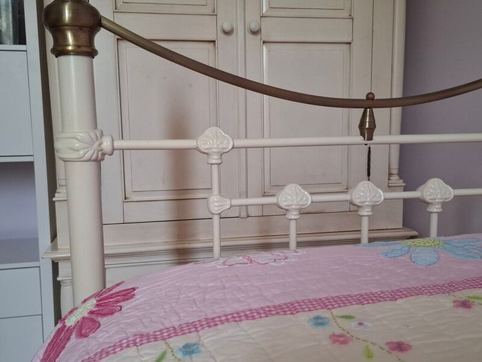 Julian Bowen Ivory Single Metal Bed Frame