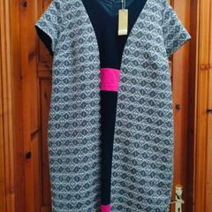 Ladies Avalon dress, with zip opening fully lined.