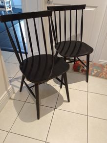 2 Chairs