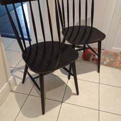 2 Chairs