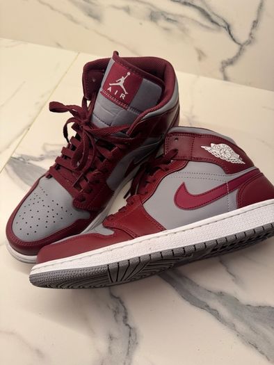 Nike Jordan 1 "Cherrywood Red" 8 UK