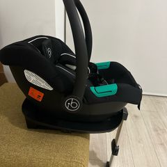 Ickle bubba Cirrus Car seat with isofix
