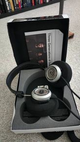 Grado SR325x Headphones + Upgraded Pads + 4-Way Headphone Stand
