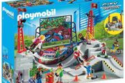 Skate park playmobil toy gift skateboard