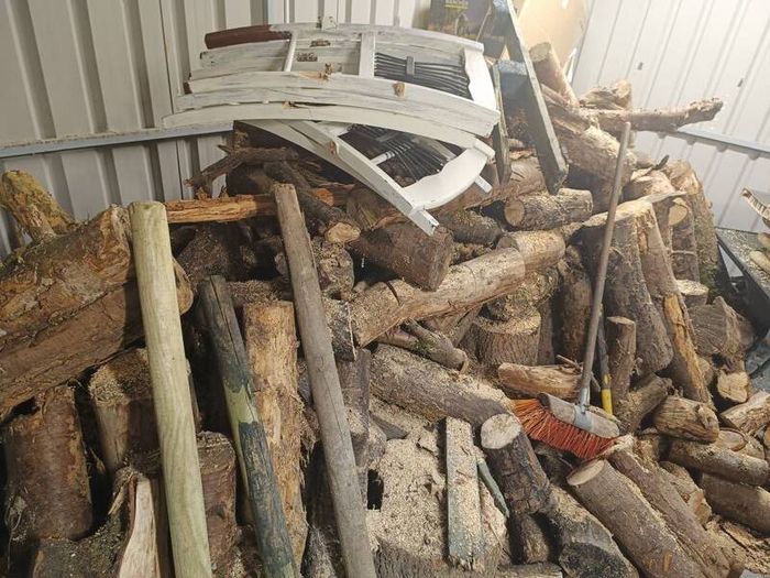 Logs