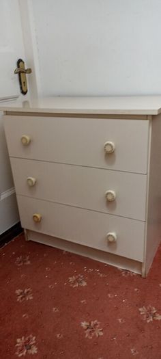 Chest of Drawers