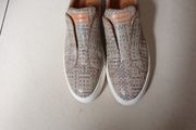 Ogetti Carla Scarpa Shoe.  S. 40 - 7.  New.