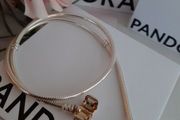 pandora necklace with gold clasp