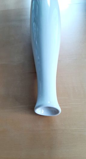 White bud vase