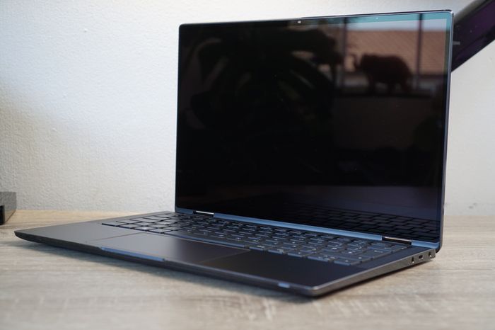 Premium Dell Latitude 9330 2in1 | 13.3" QHD+ Touch | i7-1260U | 16GB DDR5 | 512GB