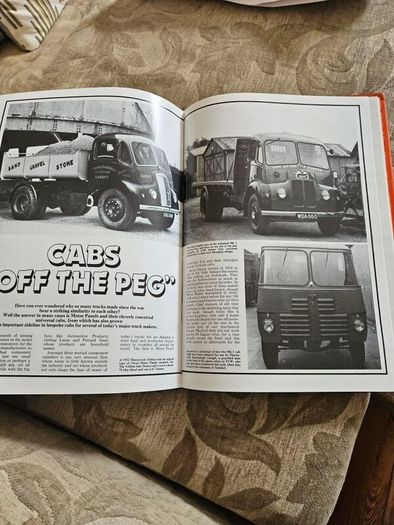 Vintage Lorry Annual By Nick Baldwin.  First Edition 1979 Large Volume Hardback With Dustjacket In Good Condition.  See Photos For Same.