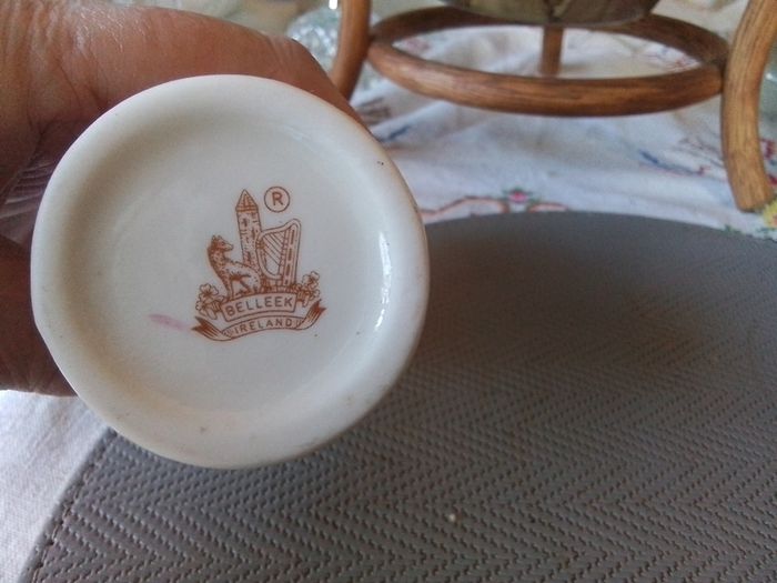 Belleek Typha 10cm Vase