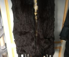 Fur knitted scarf with pockets, as new