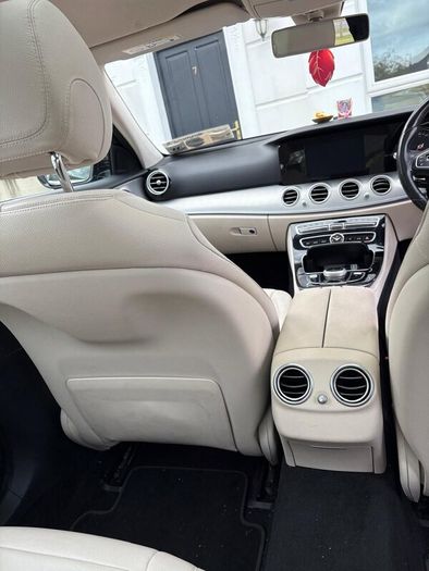Mercedes-Benz E 2.0 Diesel | Panoramic Sunroof