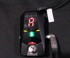 Korg Guitar/Bass Tuner Pitchblack Advance