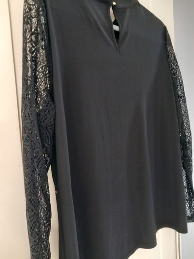 BNWT Black top