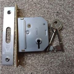 YALE lock - 2 keys