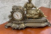 Vintage  mantel clock