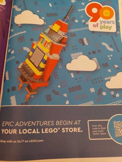 Lego - 90 Years of Play 1932-2022 - Collector's Edition