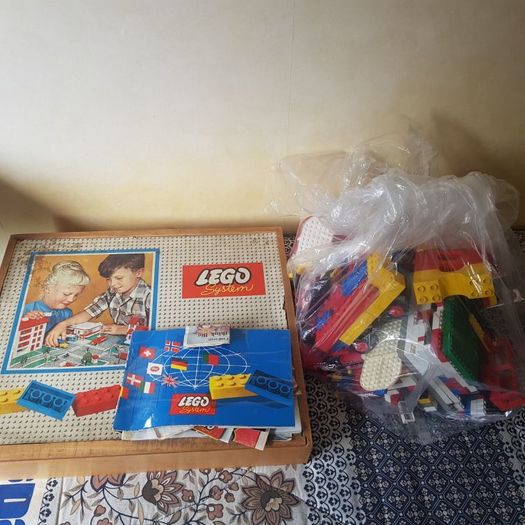 Vintage lego assorted sets and instructions