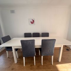 extendable dining table & 6 chairs