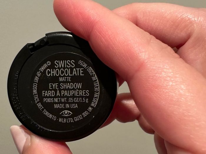 Mac eyeshadow