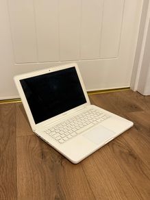 MacBook A1342