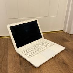 MacBook A1342