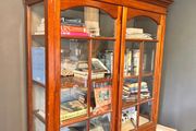 display cabinet