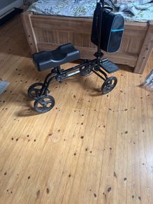 knee walker