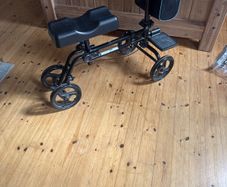 knee walker