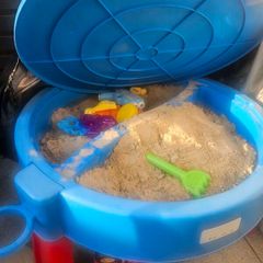 sand and water table