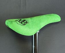 Mafiabikes BMX / Kids Bike Seat with 25.4mm Post Green Excellent Condition