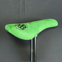 Mafiabikes BMX / Kids Bike Seat with 25.4mm Post Green Excellent Condition