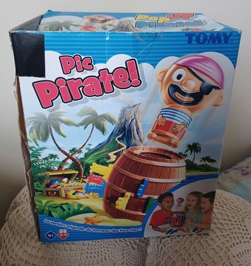 Tomy Pop Up Pirate game
