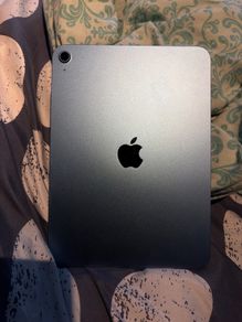 iPad A16 Blue (128 GB) - Rarely used, with Logitech Smart Folio keyboard