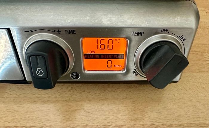 Premium German brand BORK G801 electric contact grill in excellent like-new condition