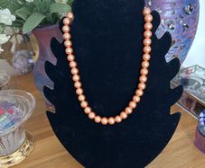 Pearl Necklace - Peach