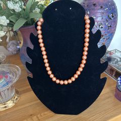 Pearl Necklace - Peach