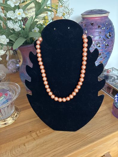 Pearl Necklace - Peach