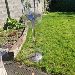 adjustable tall large fan
