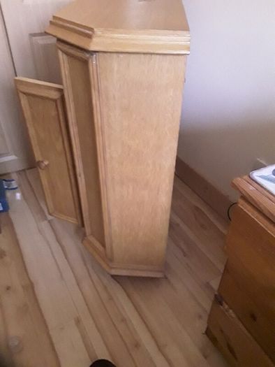 wooden unit