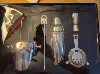 Brown Thomas 6 Piece Cocktail Shaker Set, New