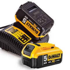 DeWalt 18v 2 x DCB184 5ah Batteries & Charger Bundle