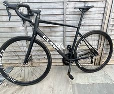 Cube Attain Race Road Bike Black/White 58cm