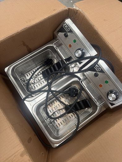 Double counter top fryer